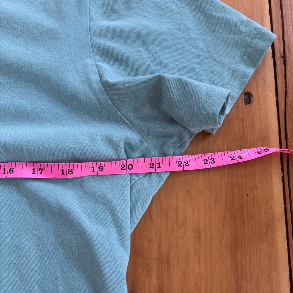 GUESS Los Angeles Sage Green Logo Tee Size L - Picture 8 of 9